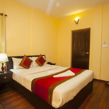 Hotel Ambe Inn By Ambience Delhi Igi Airport Nueva Delhi Exterior foto